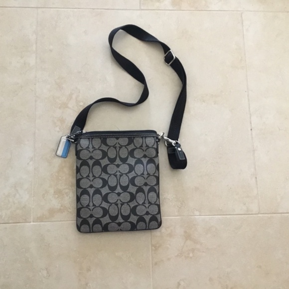 Coach crossbody bag - Picture 6 of 8